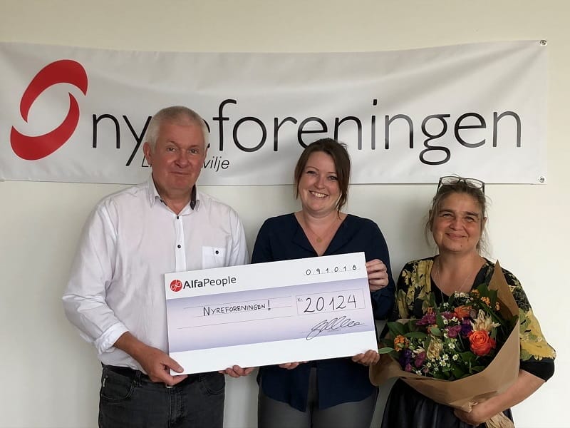 AlfaPeople samlede 20.000 kroner ind til Nyreforeningen