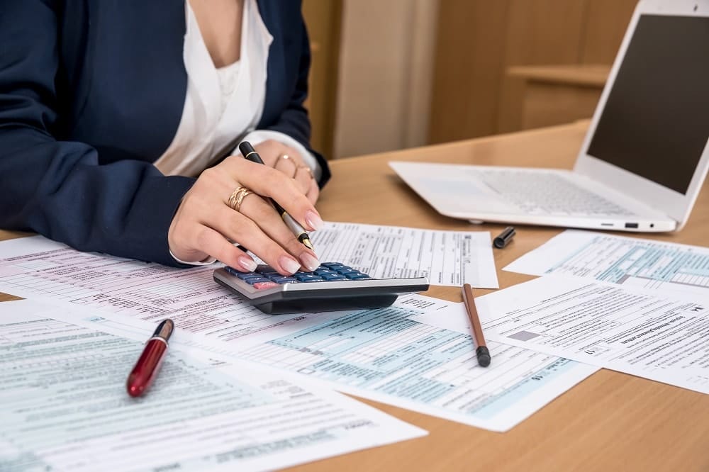 How many business tools does it take to comply with Colombia’s tax and accounting laws?